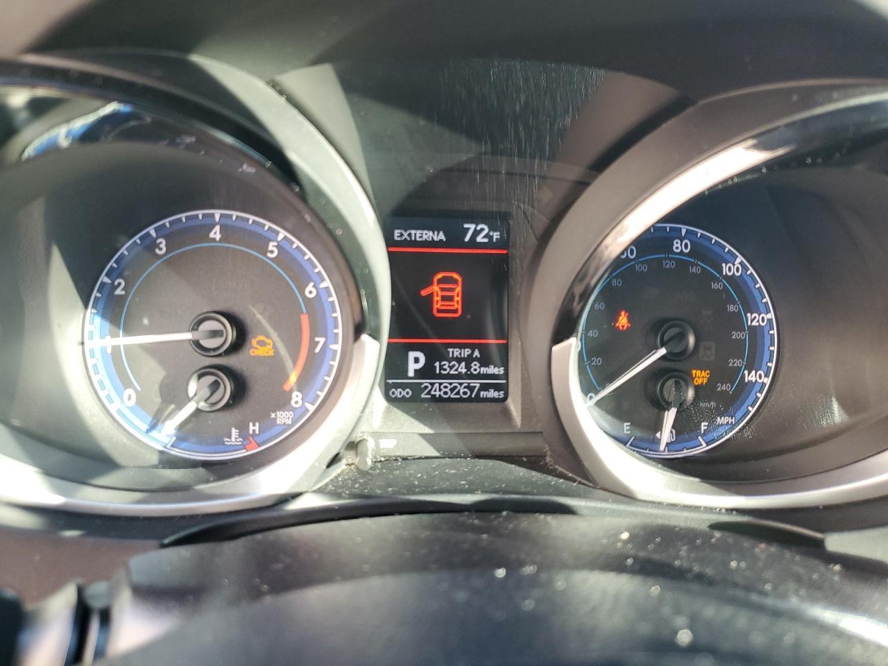 2015 TOYOTA COROLLA