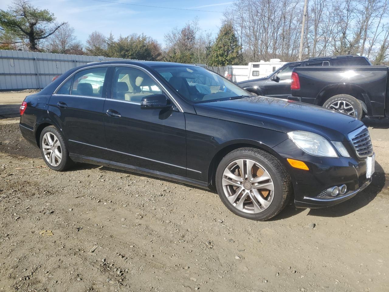 2010 MERCEDES-BENZ E-Class