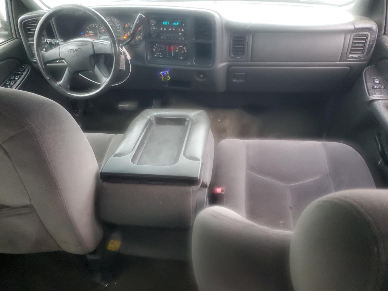 2005 GMC Sierra