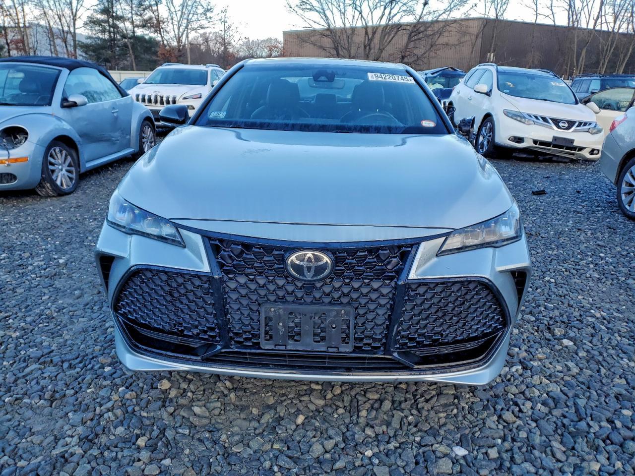 2019 TOYOTA Avalon