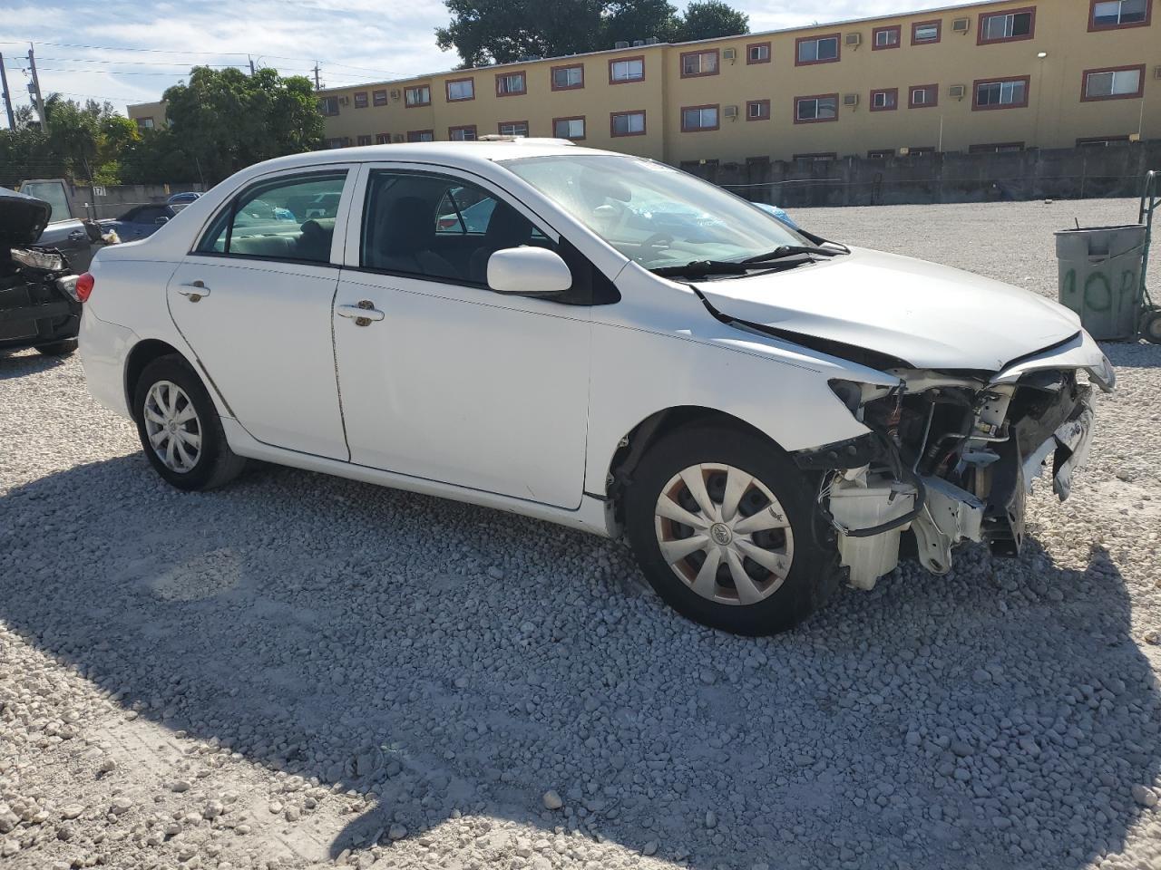 2013 TOYOTA COROLLA
