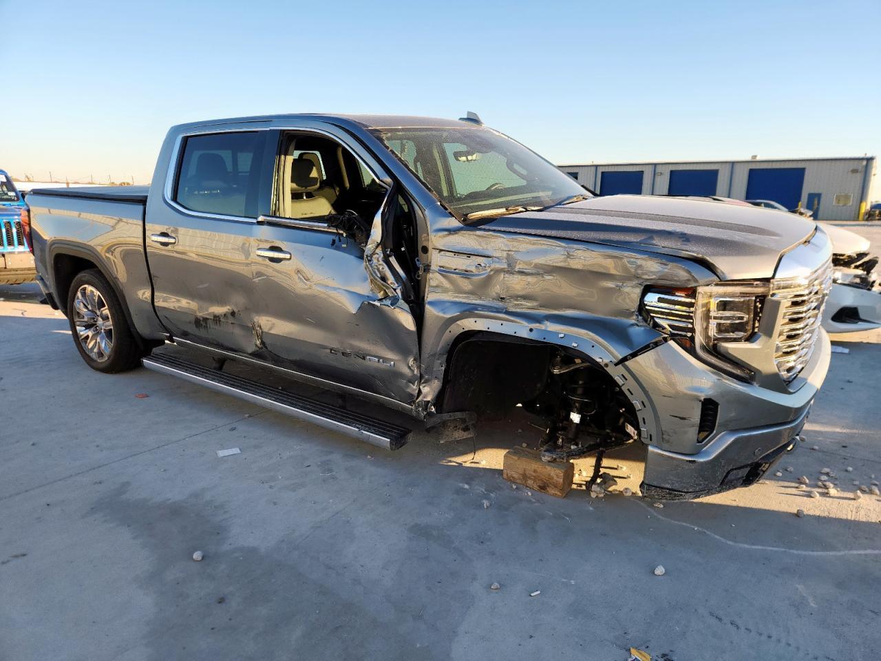 2025 GMC Sierra
