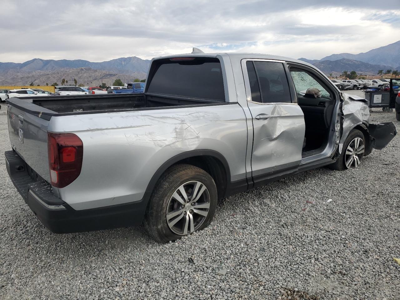 2017 HONDA Ridgeline