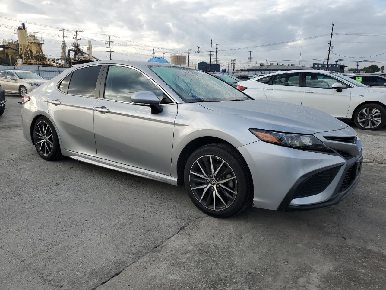 2023 TOYOTA CAMRY