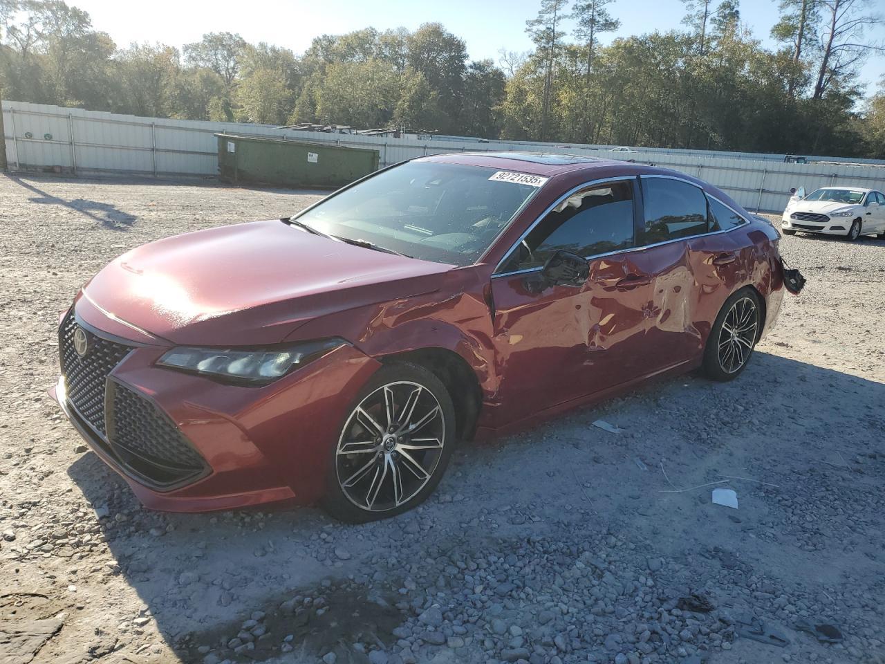 2020 TOYOTA Avalon