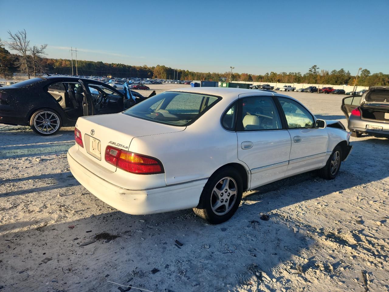 1998 TOYOTA Avalon