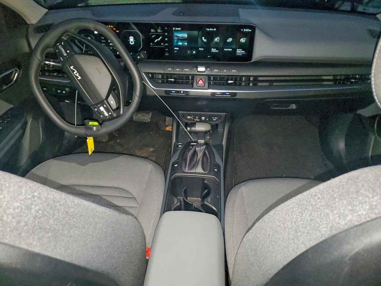 2025 KIA K4