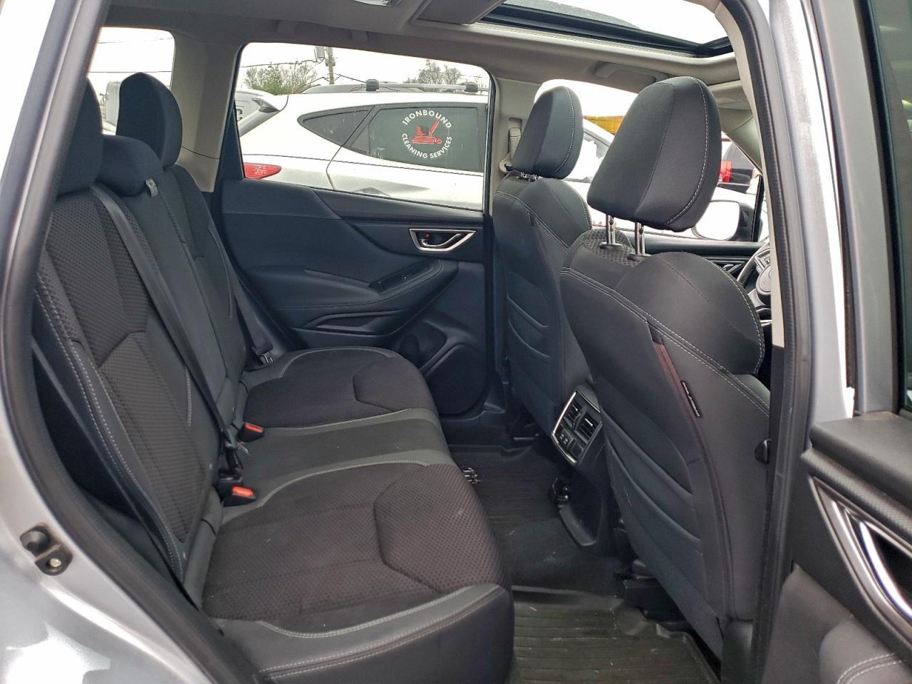 2019 SUBARU FORESTER