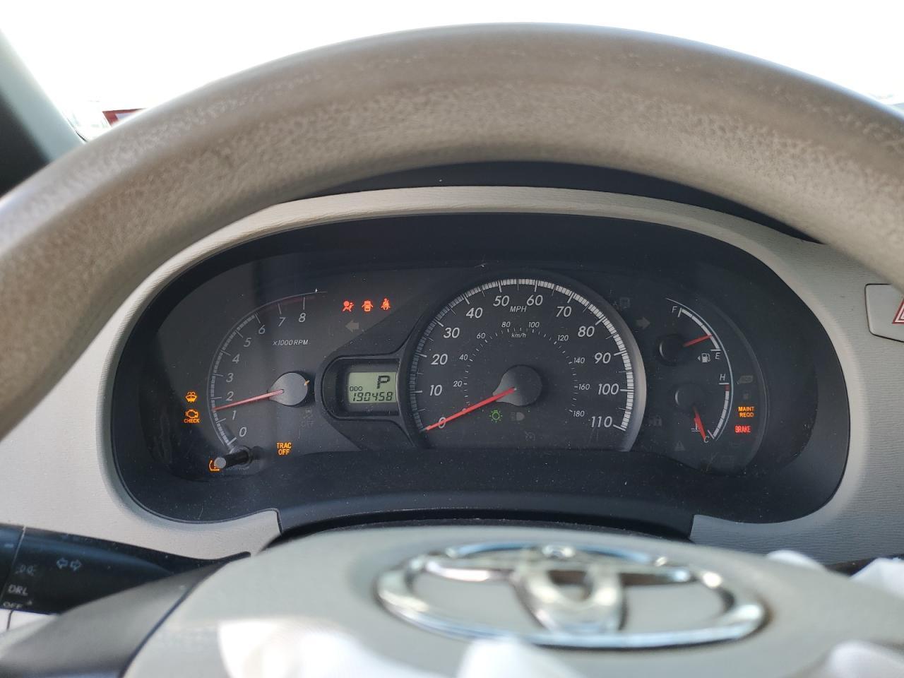 2012 TOYOTA SIENNA