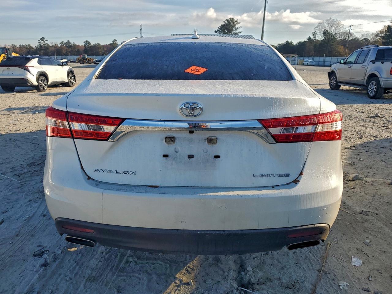 2015 TOYOTA Avalon