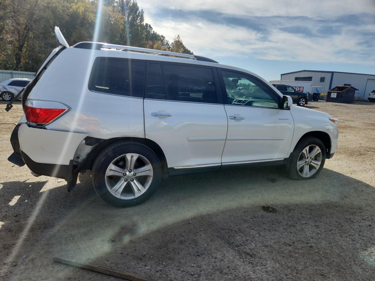 2013 TOYOTA HIGHLANDER