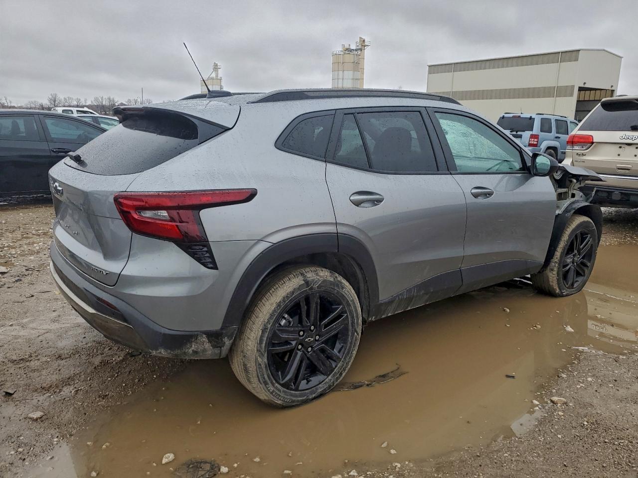 2025 CHEVROLET TRAX
