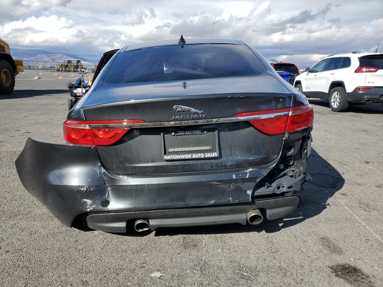 2017 JAGUAR XF