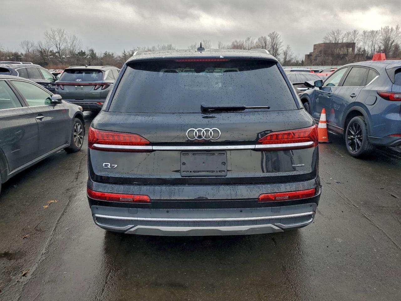 2022 AUDI Q7