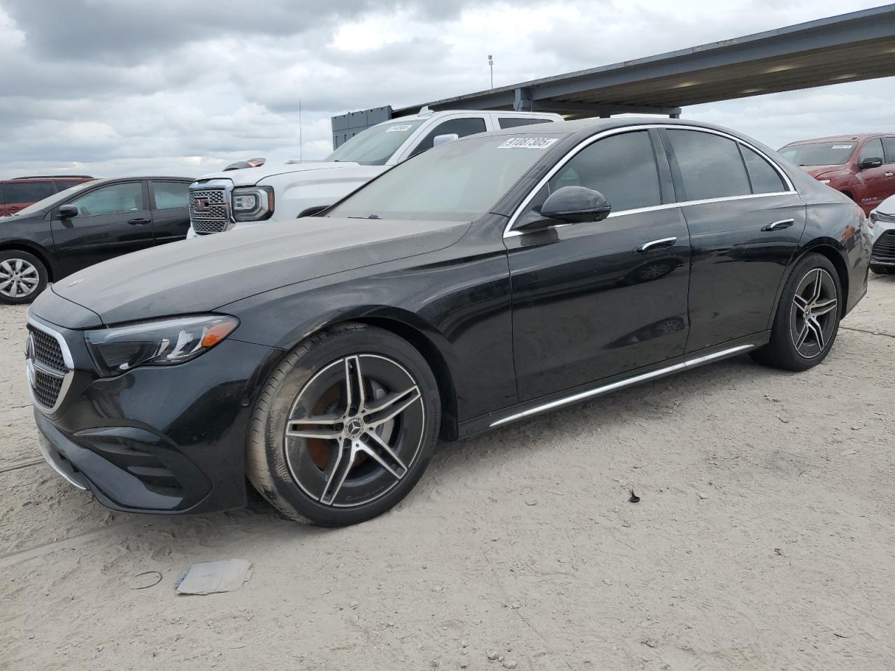 2025 MERCEDES-BENZ E-Class
