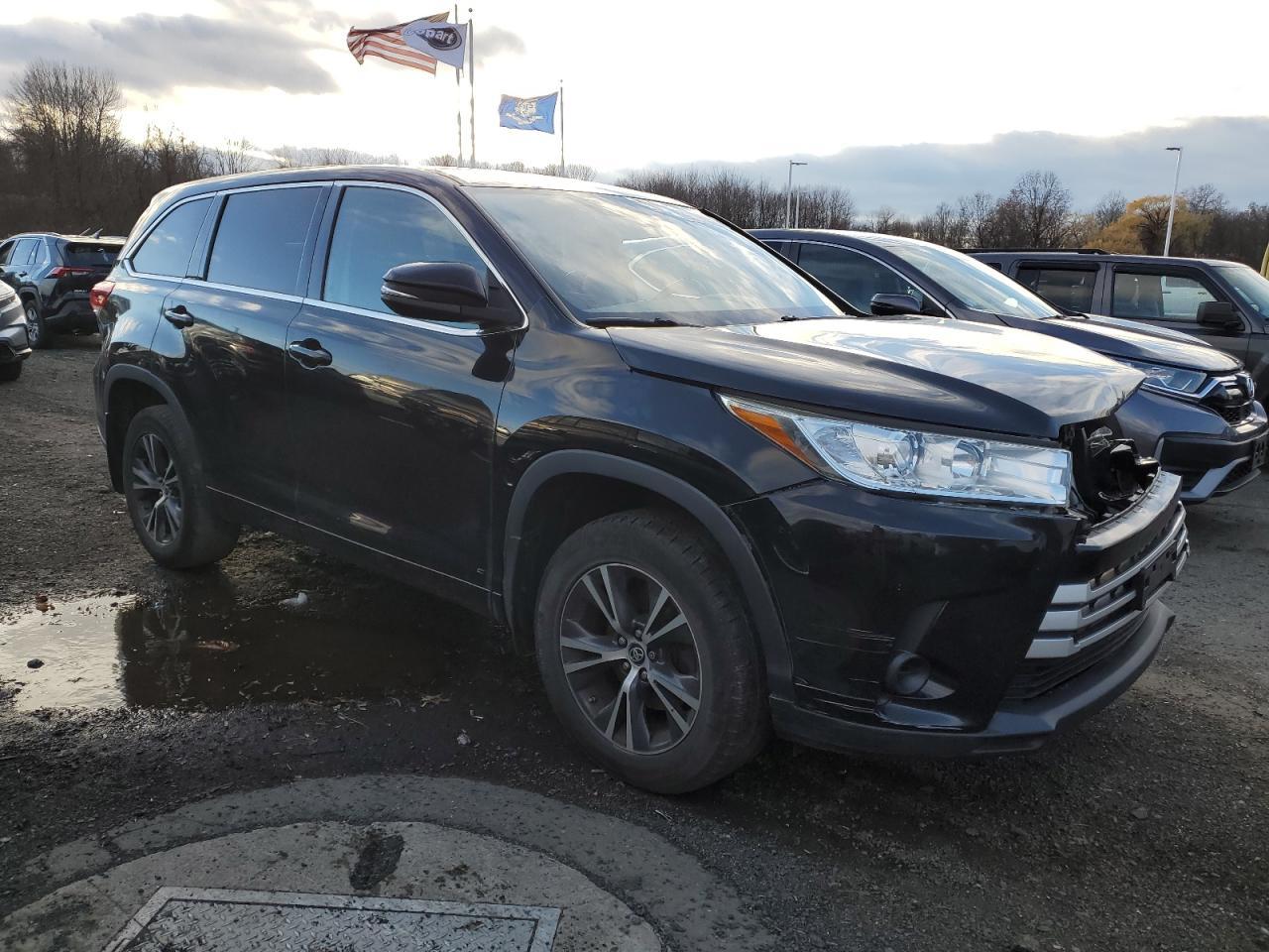 2018 TOYOTA HIGHLANDER