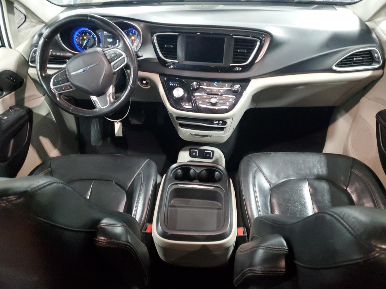 2020 CHRYSLER Pacifica