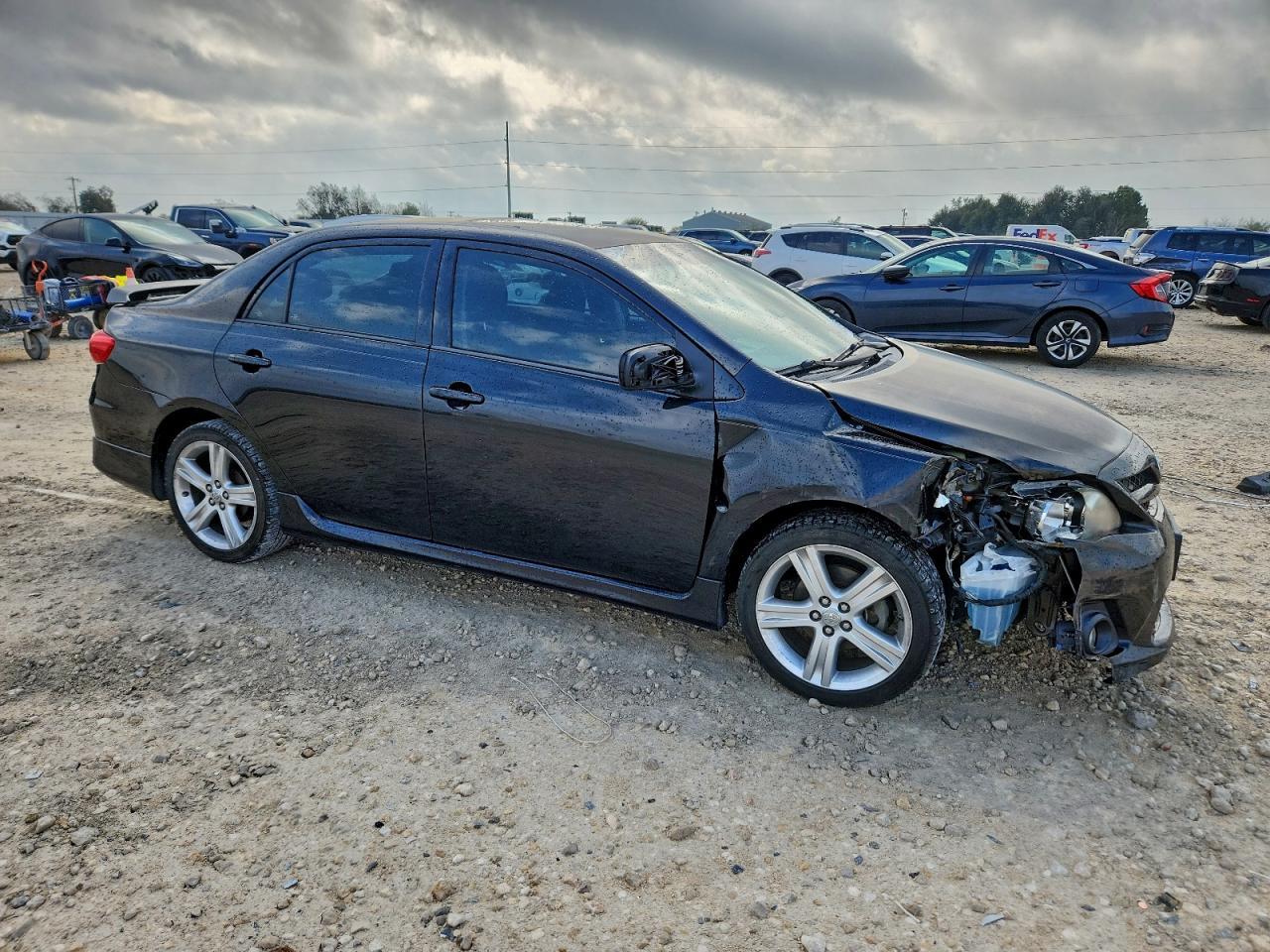 2013 TOYOTA COROLLA