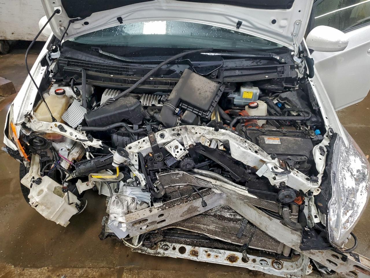 2015 TOYOTA PRIUS