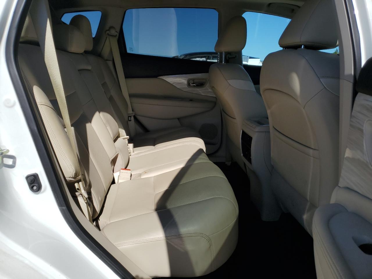 2016 NISSAN MURANO