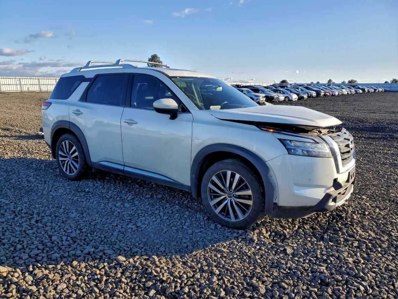 2022 NISSAN PATHFINDER