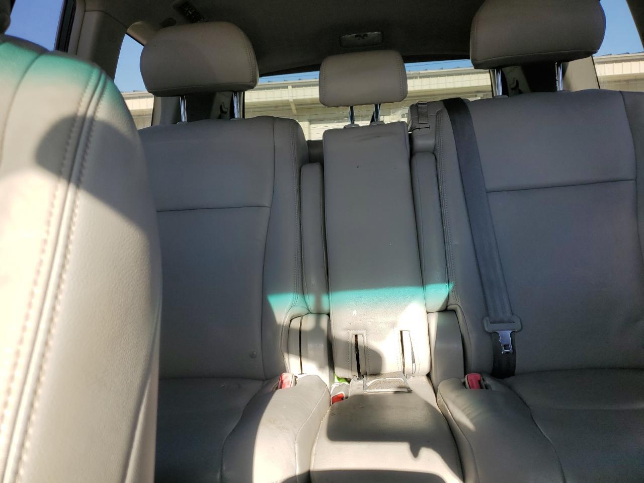 2009 TOYOTA HIGHLANDER