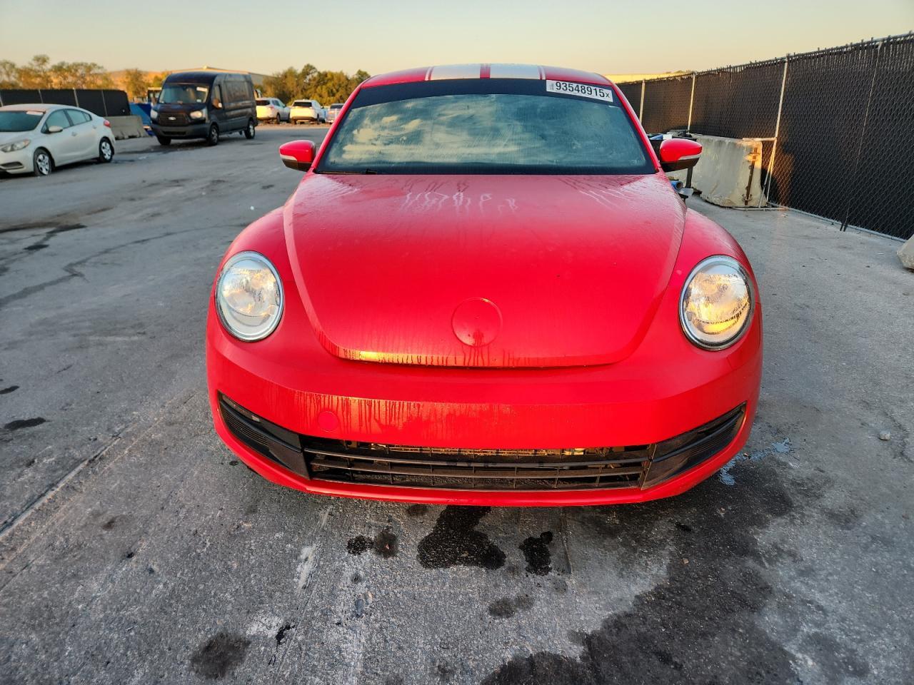 2012 VOLKSWAGEN Beetle
