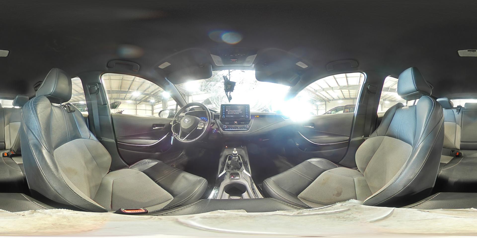 2019 TOYOTA COROLLA