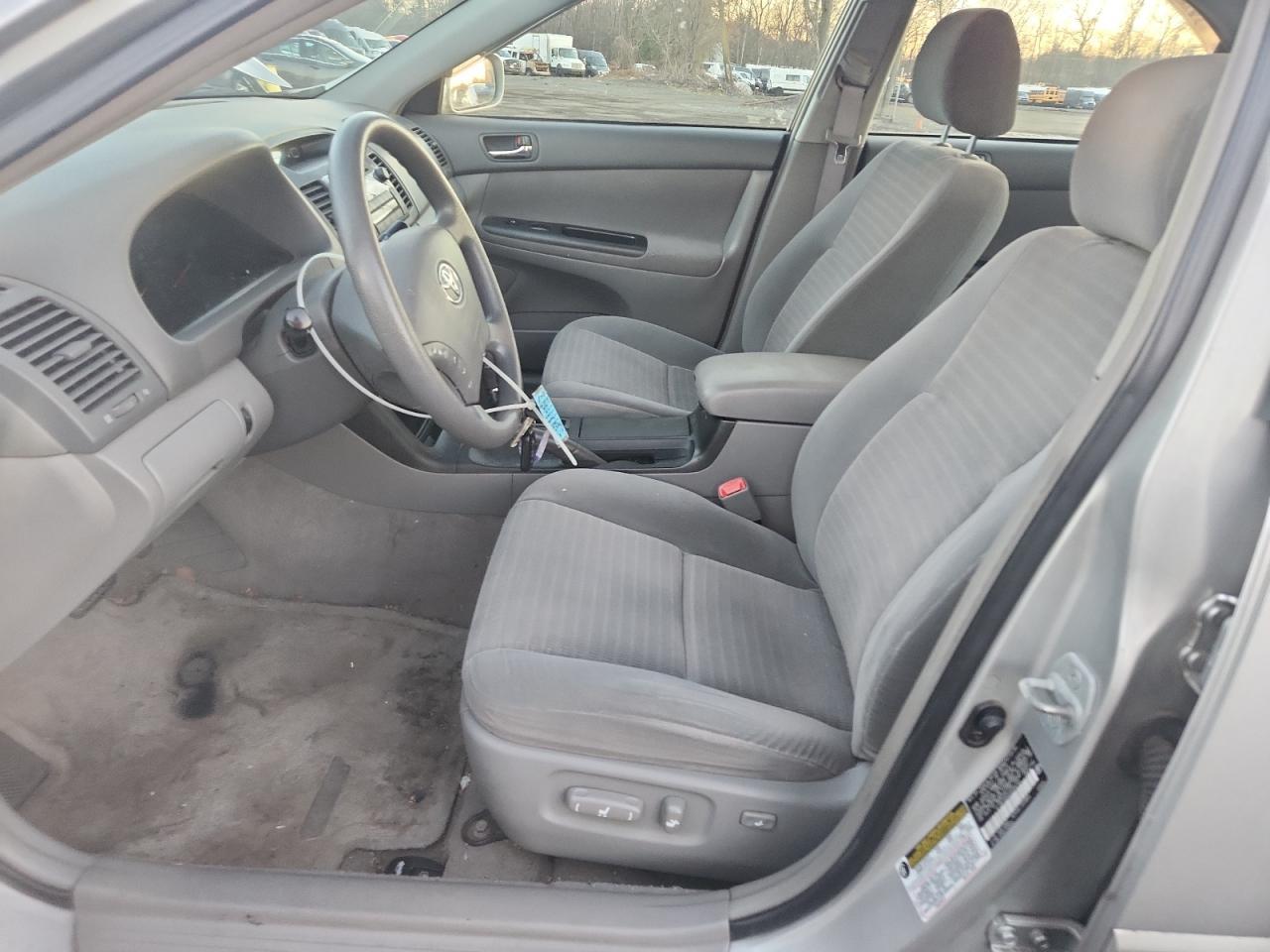 2005 TOYOTA CAMRY