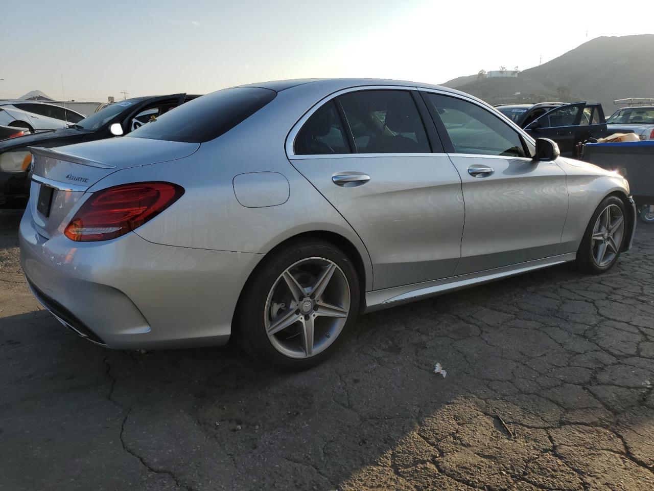 2016 MERCEDES-BENZ C-CLASS