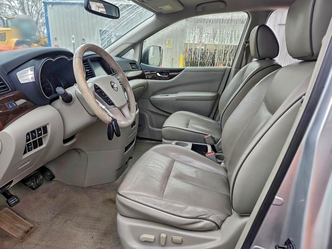 2013 NISSAN Quest