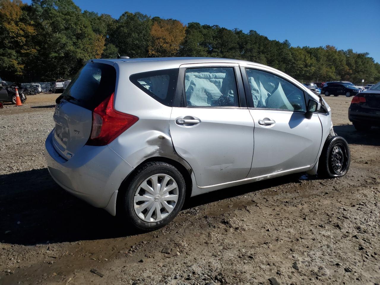 2016 NISSAN Versa Note