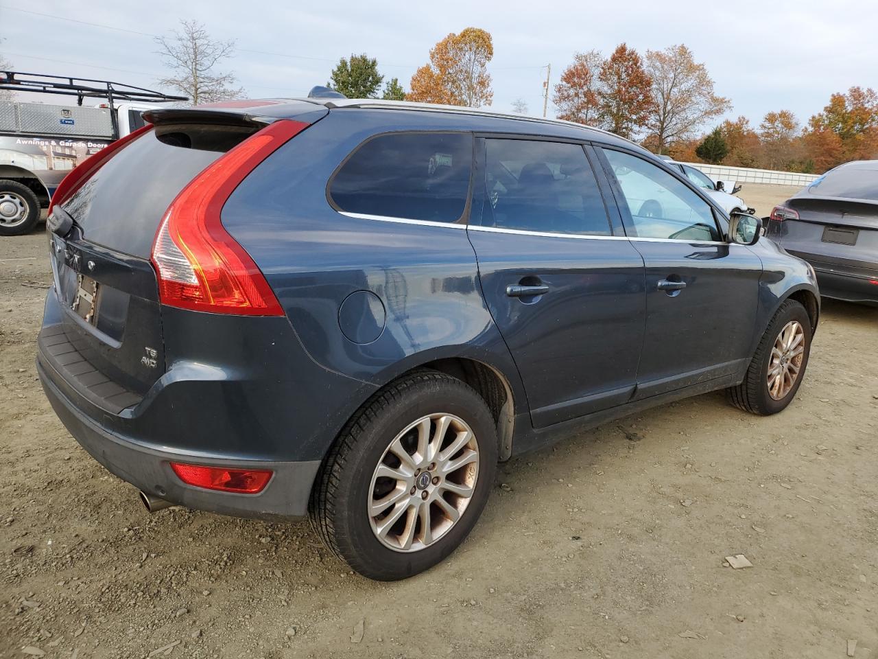 2010 VOLVO XC60