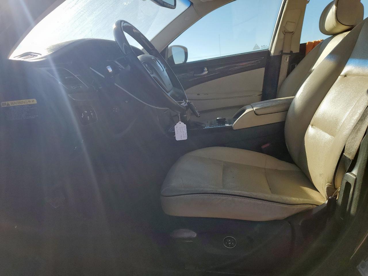 2016 HYUNDAI Equus