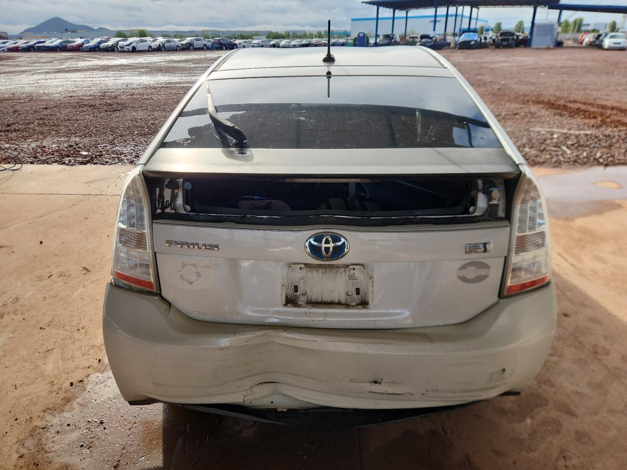 2011 TOYOTA PRIUS