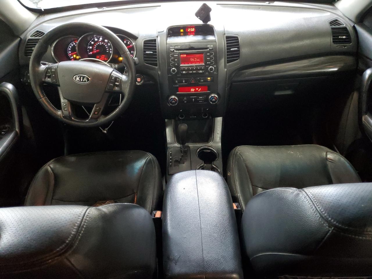 2011 KIA SORENTO