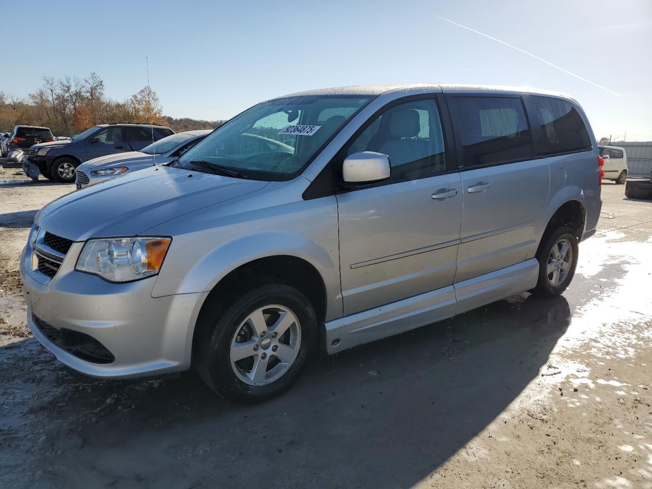 2011 DODGE GRAND CARAVAN