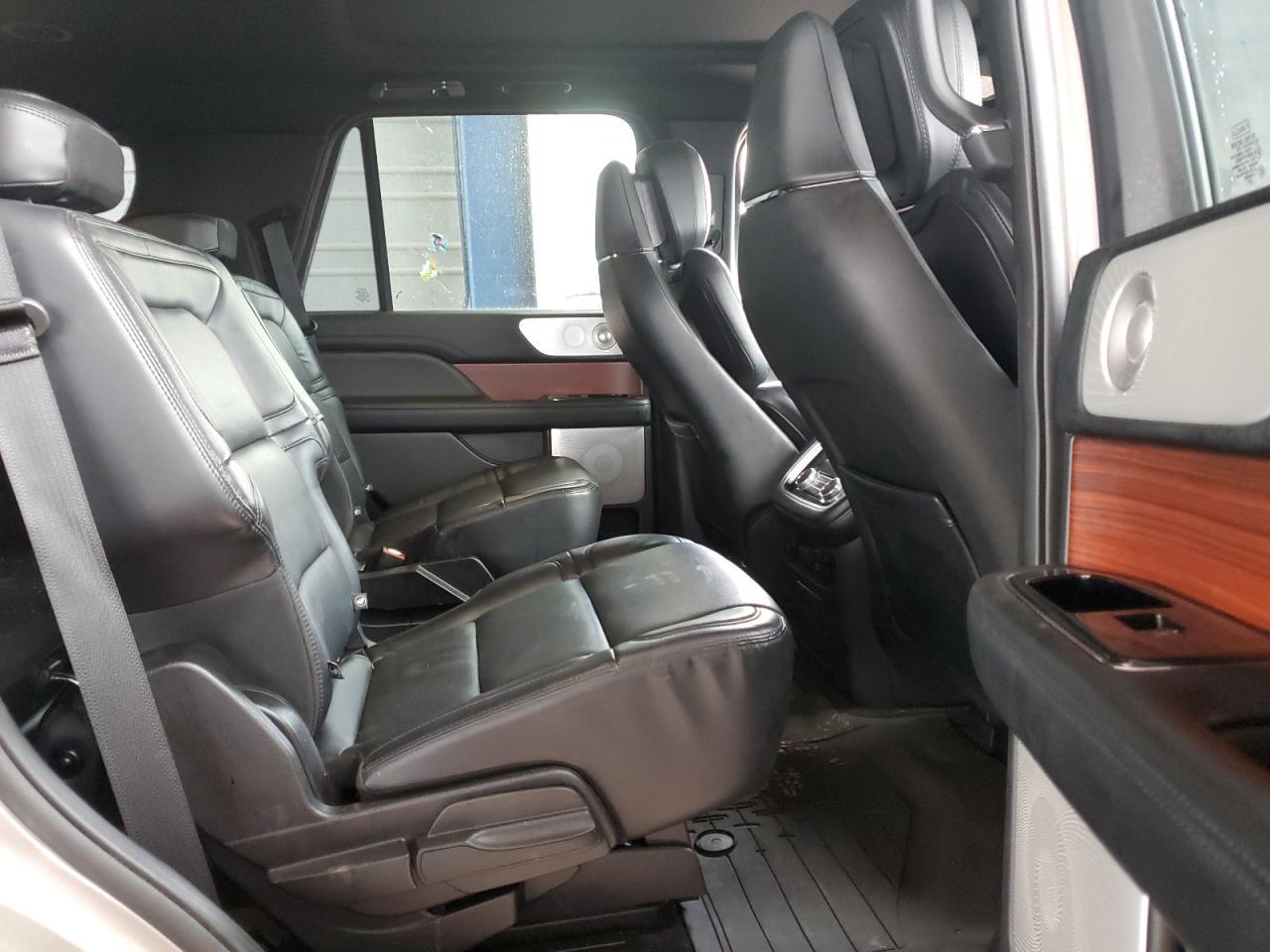 2020 LINCOLN Navigator