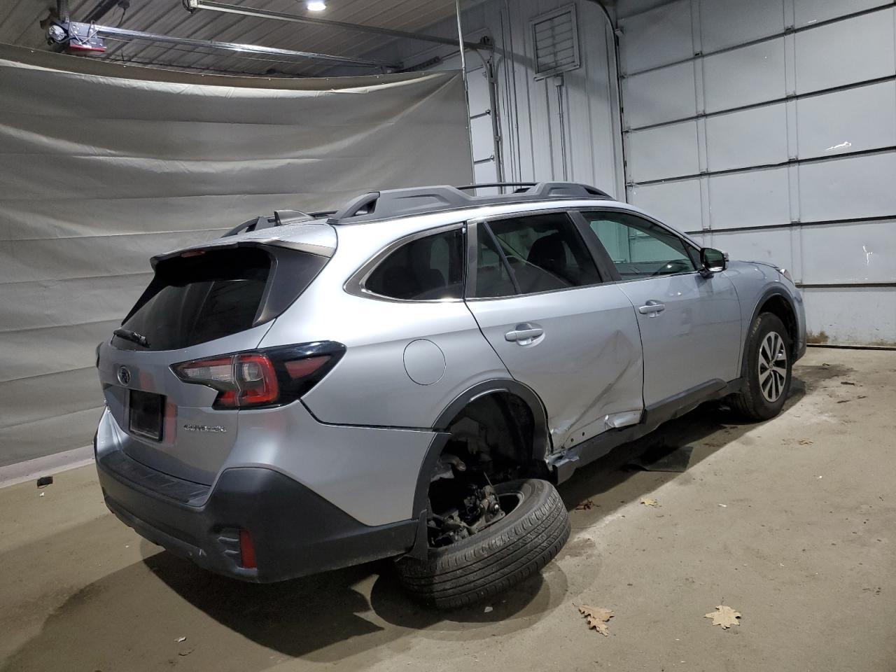 2020 SUBARU Outback