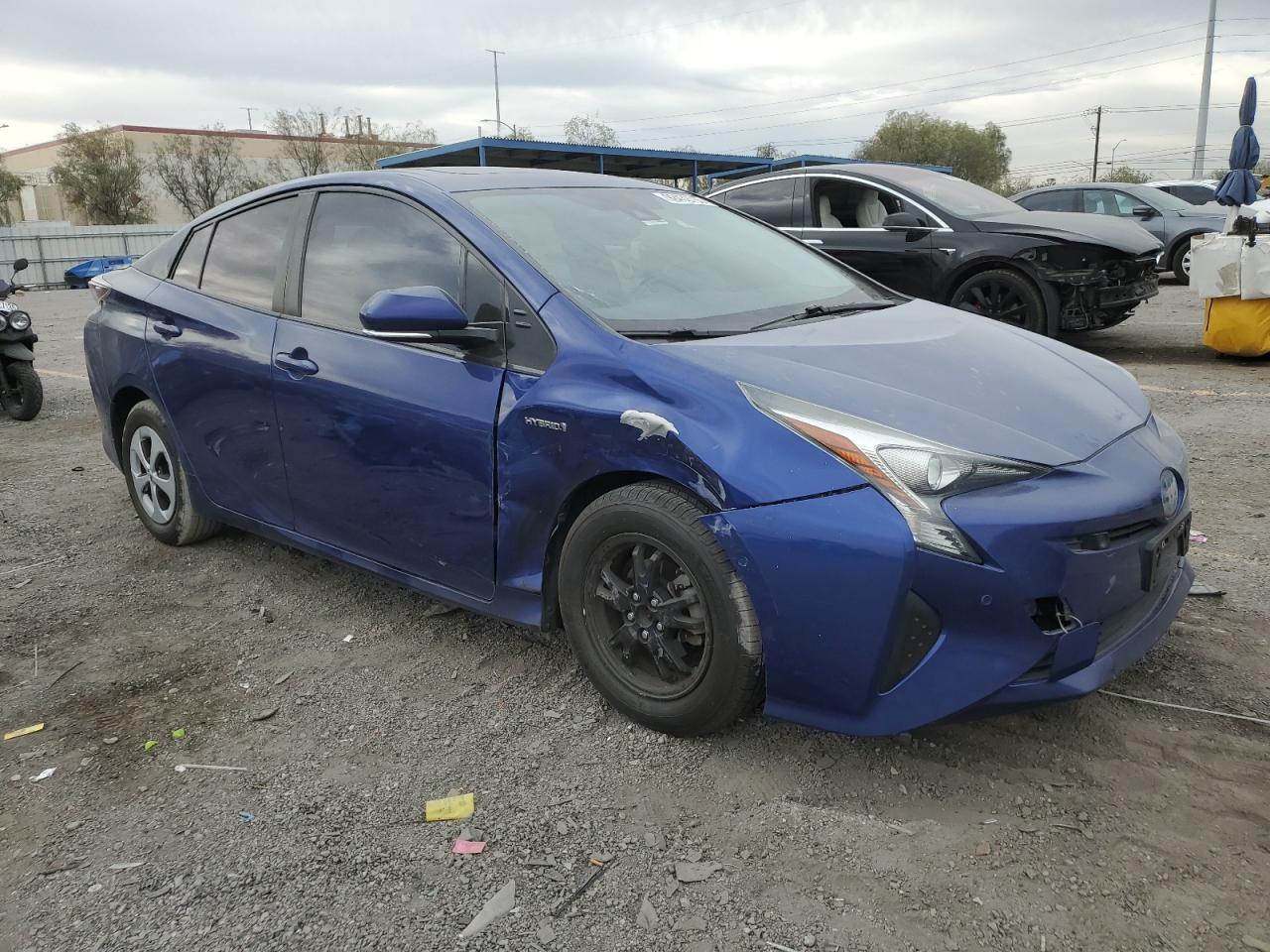 2016 TOYOTA PRIUS