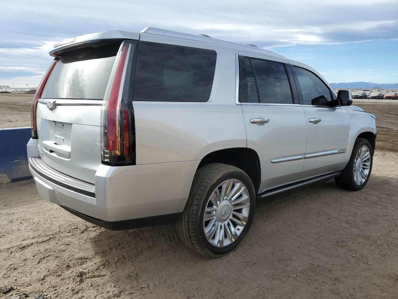 2016 CADILLAC ESCALADE