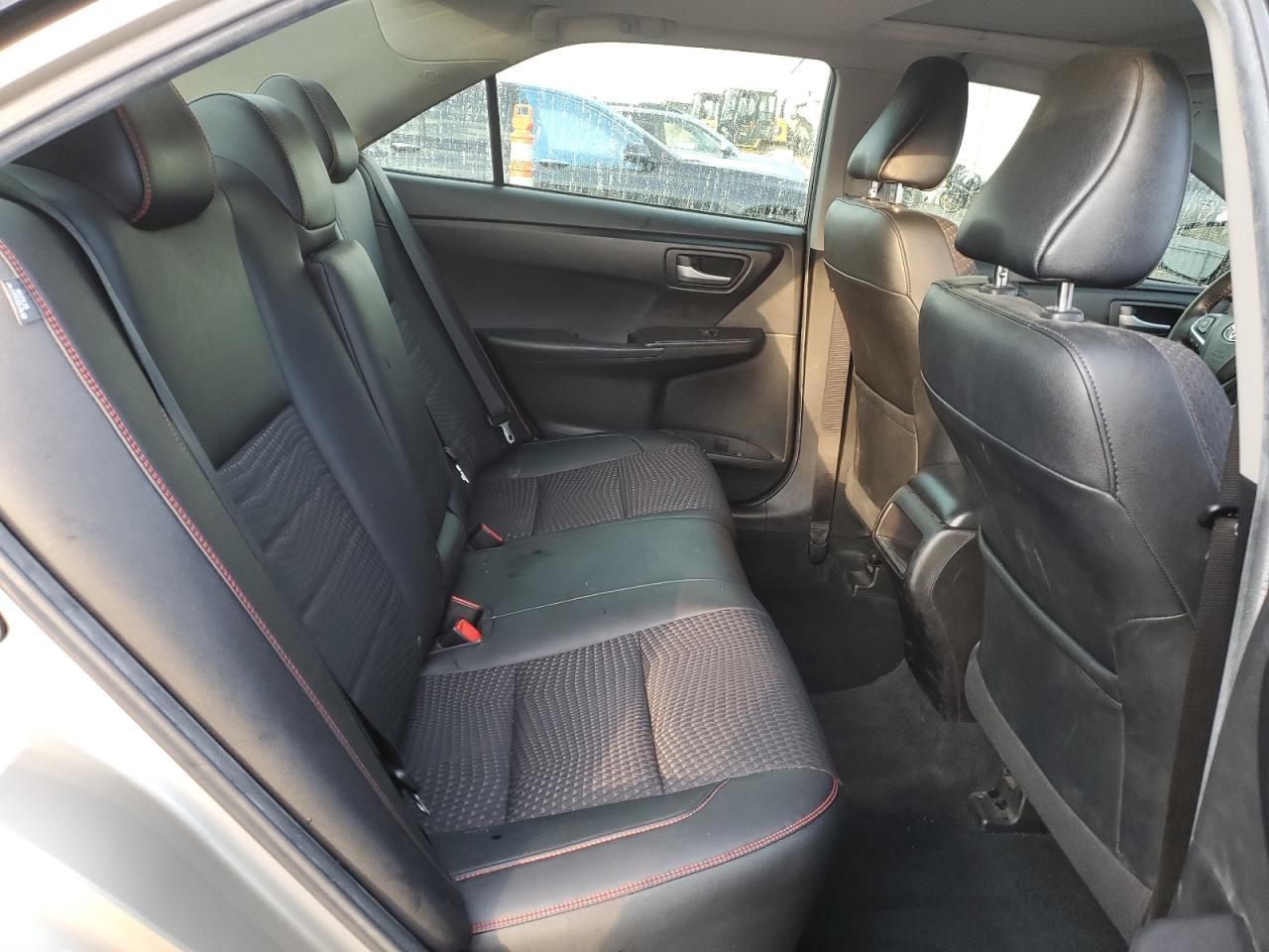 2015 TOYOTA CAMRY