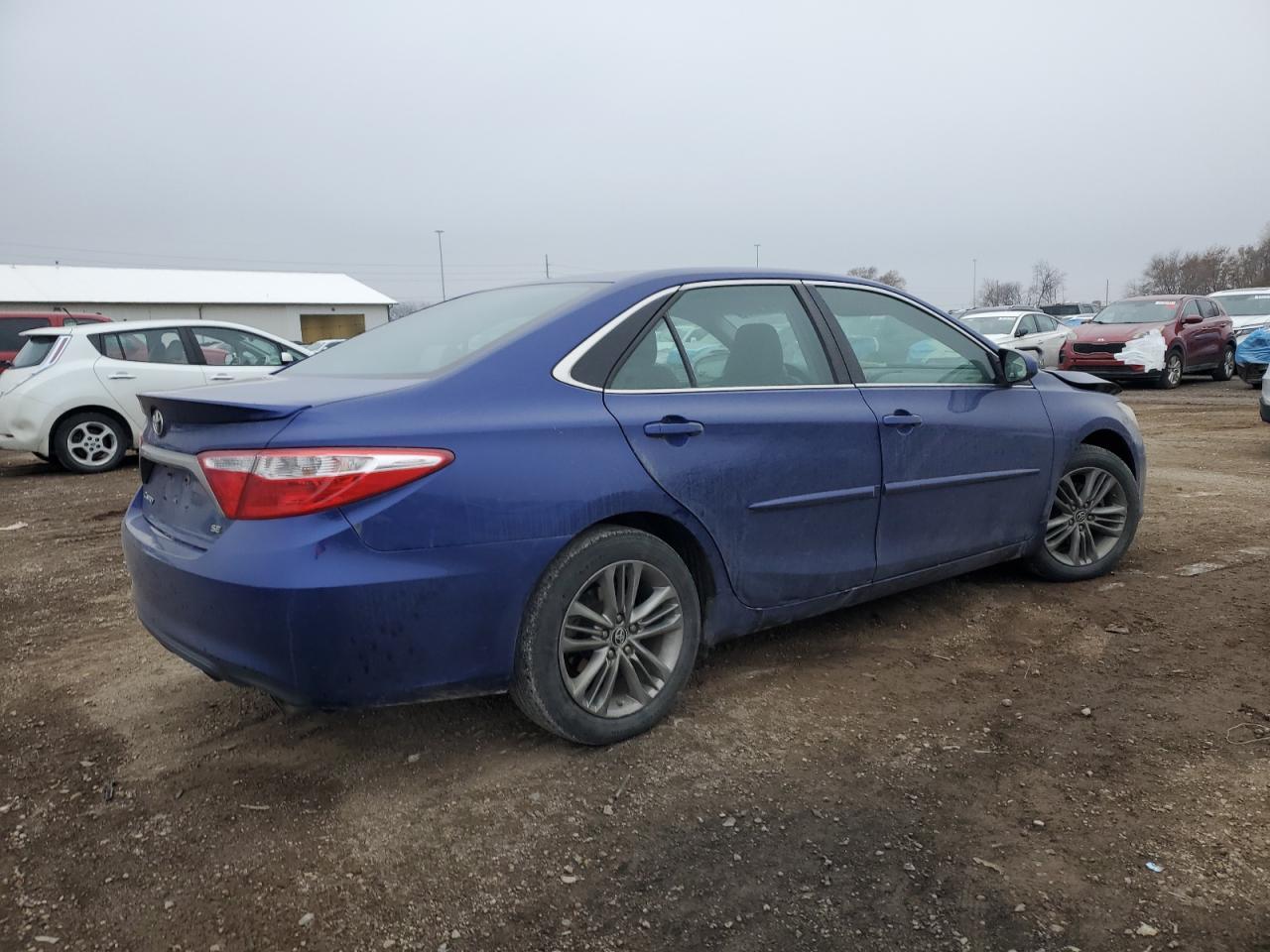 2015 TOYOTA CAMRY