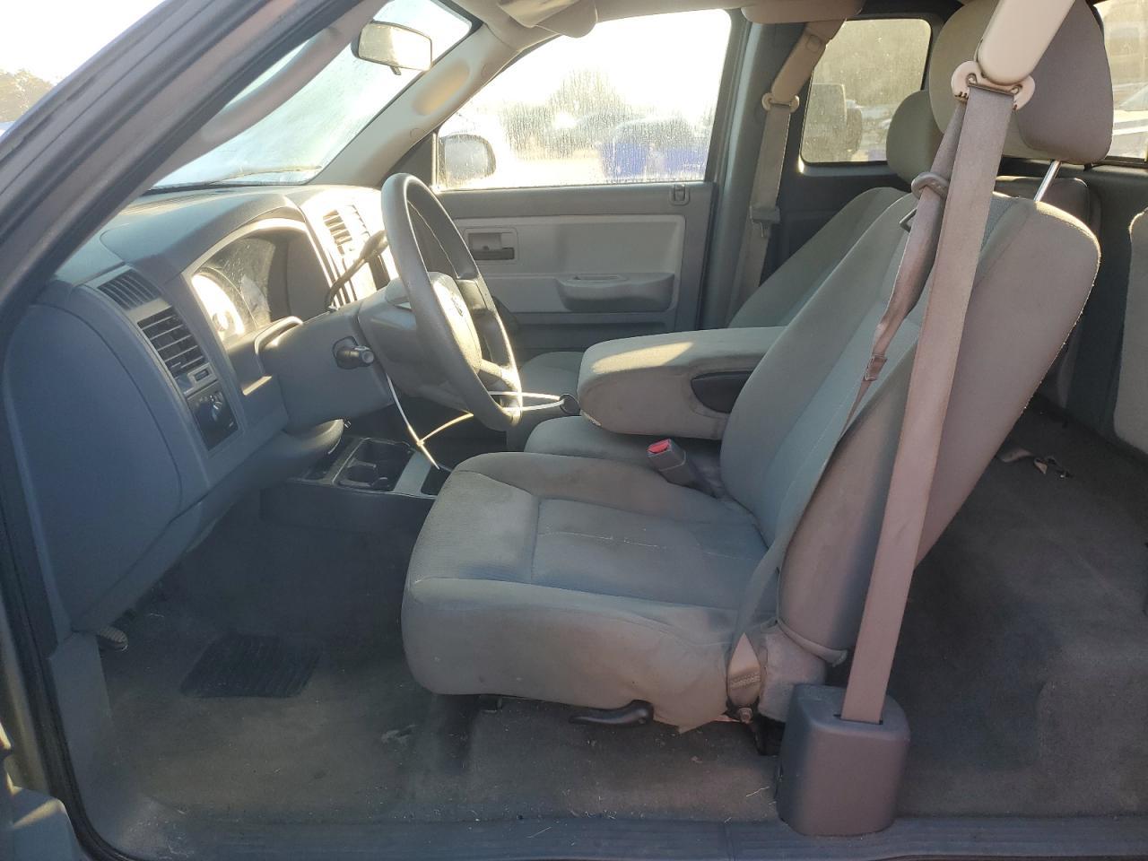 2006 DODGE Dakota