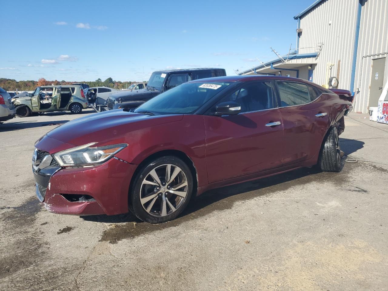 2016 NISSAN Maxima