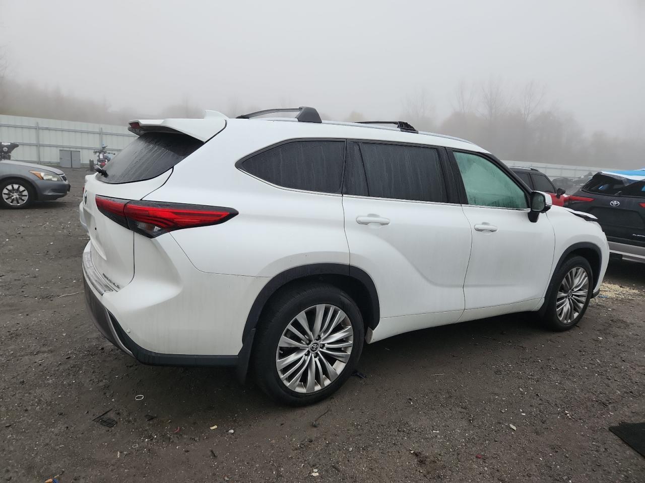 2023 TOYOTA HIGHLANDER