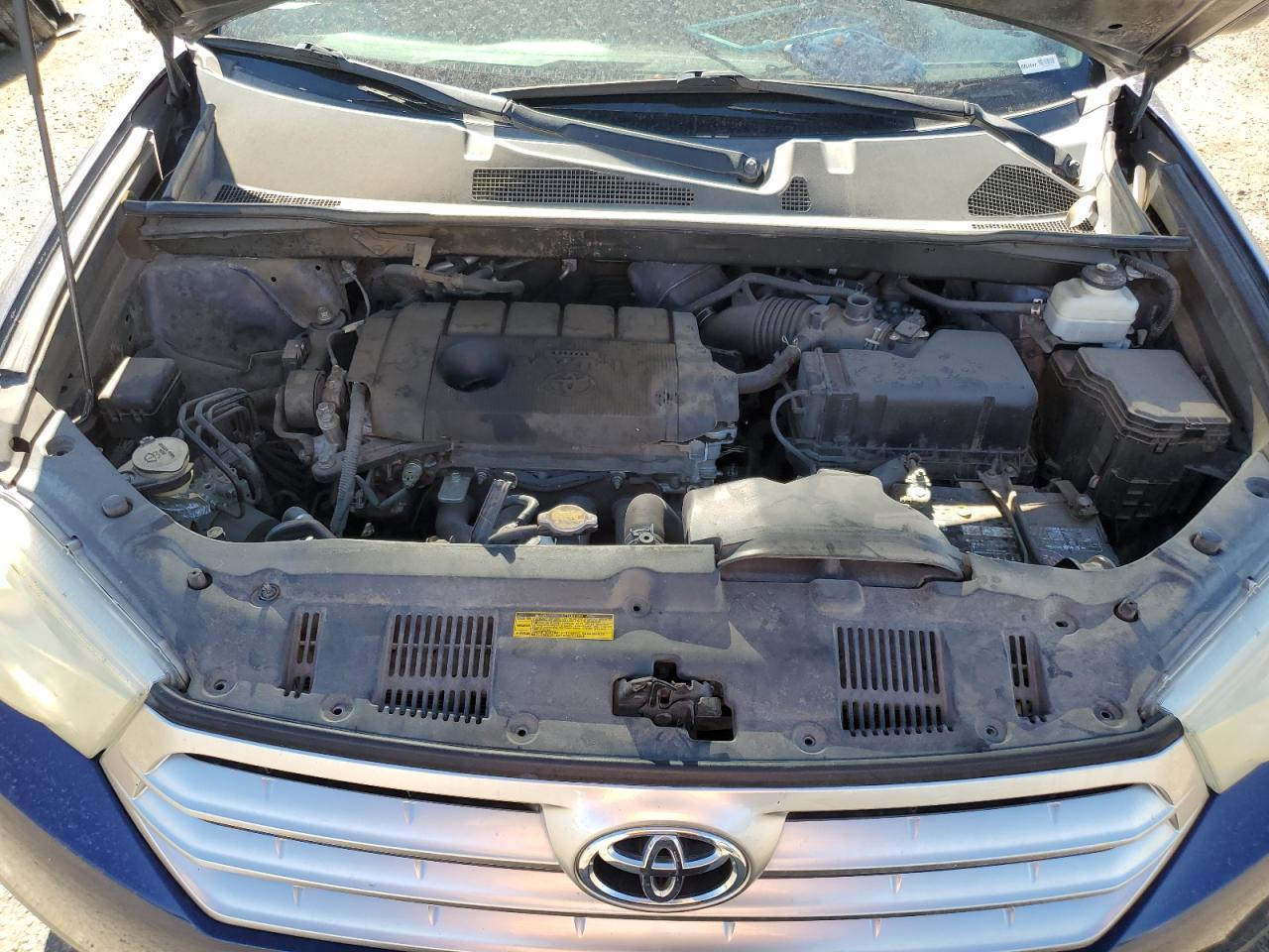 2013 TOYOTA HIGHLANDER