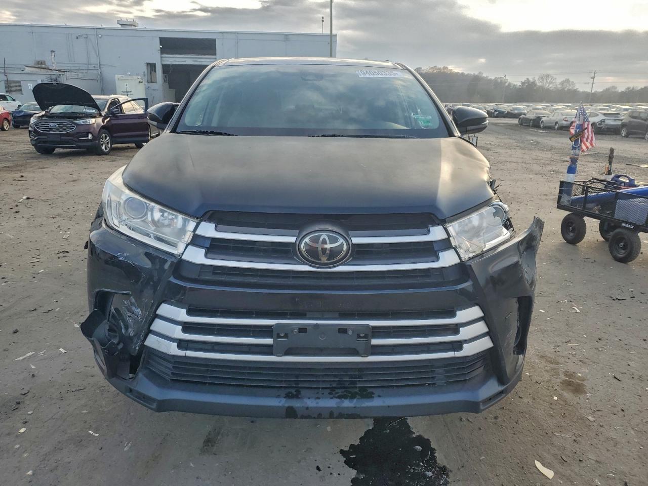 2017 TOYOTA HIGHLANDER