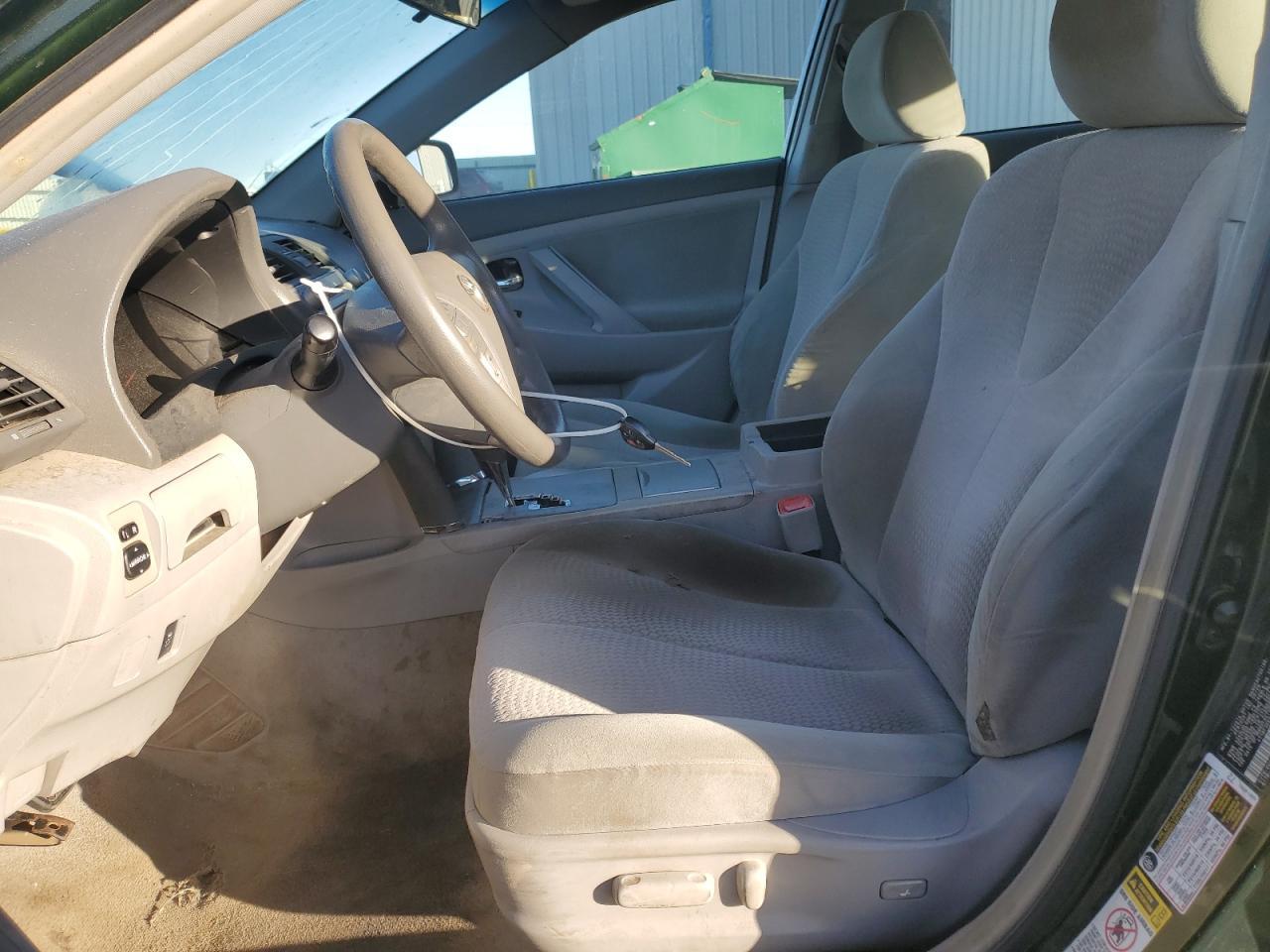 2010 TOYOTA CAMRY