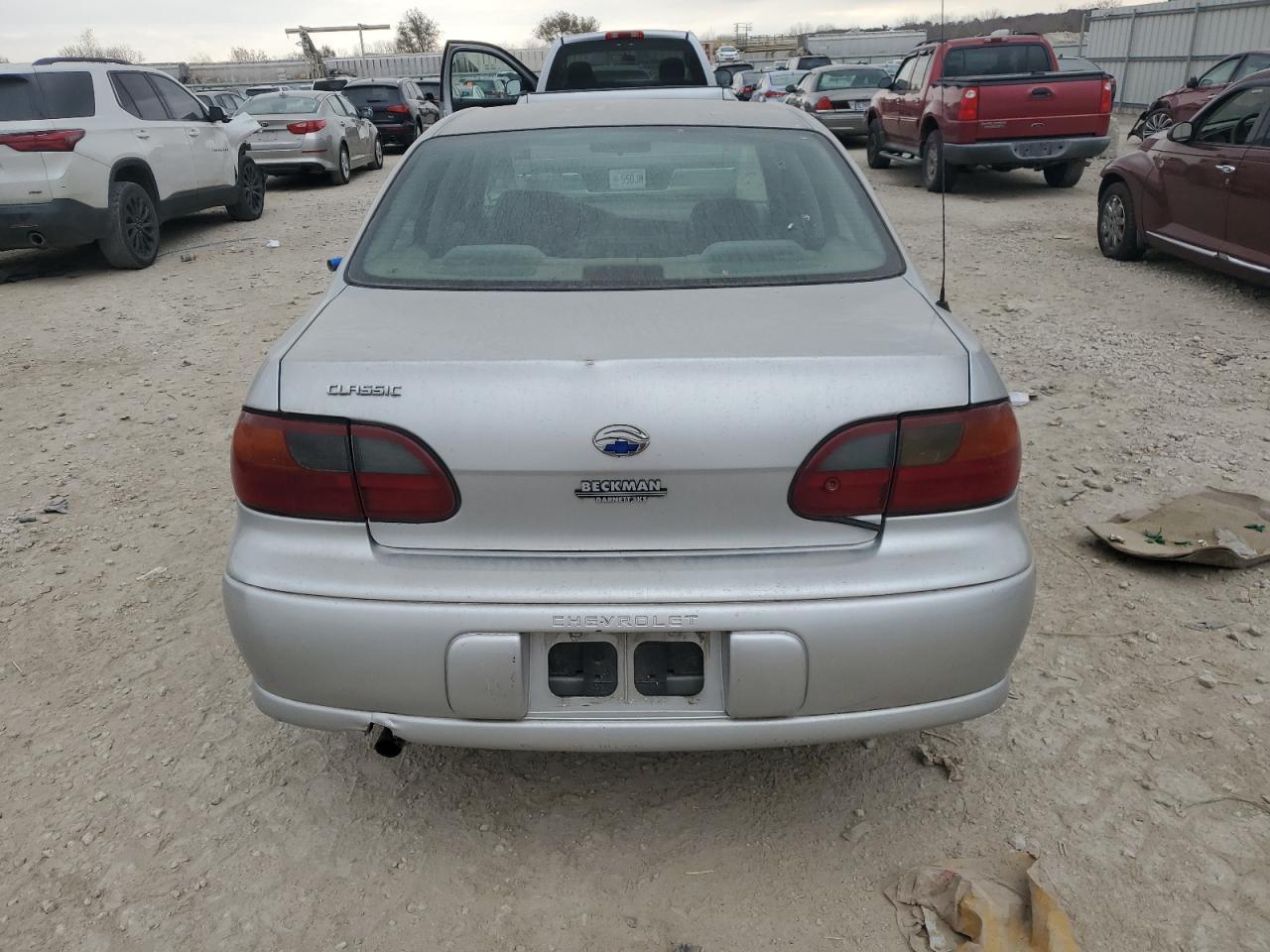 2004 CHEVROLET Classic